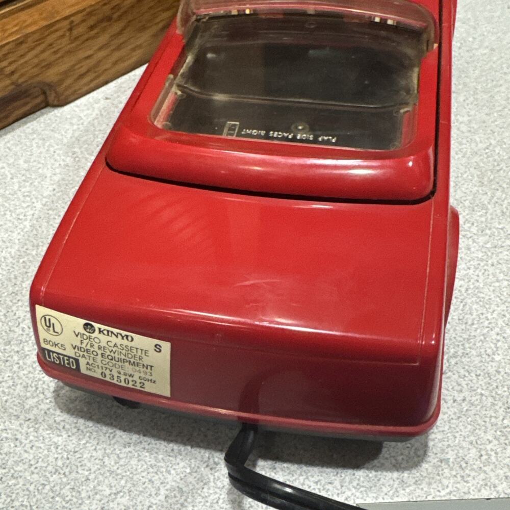 RARE RED SPORTS CAR KINYO VHS VIDEO CASSETTE REWINDER - Picture 7 of 9